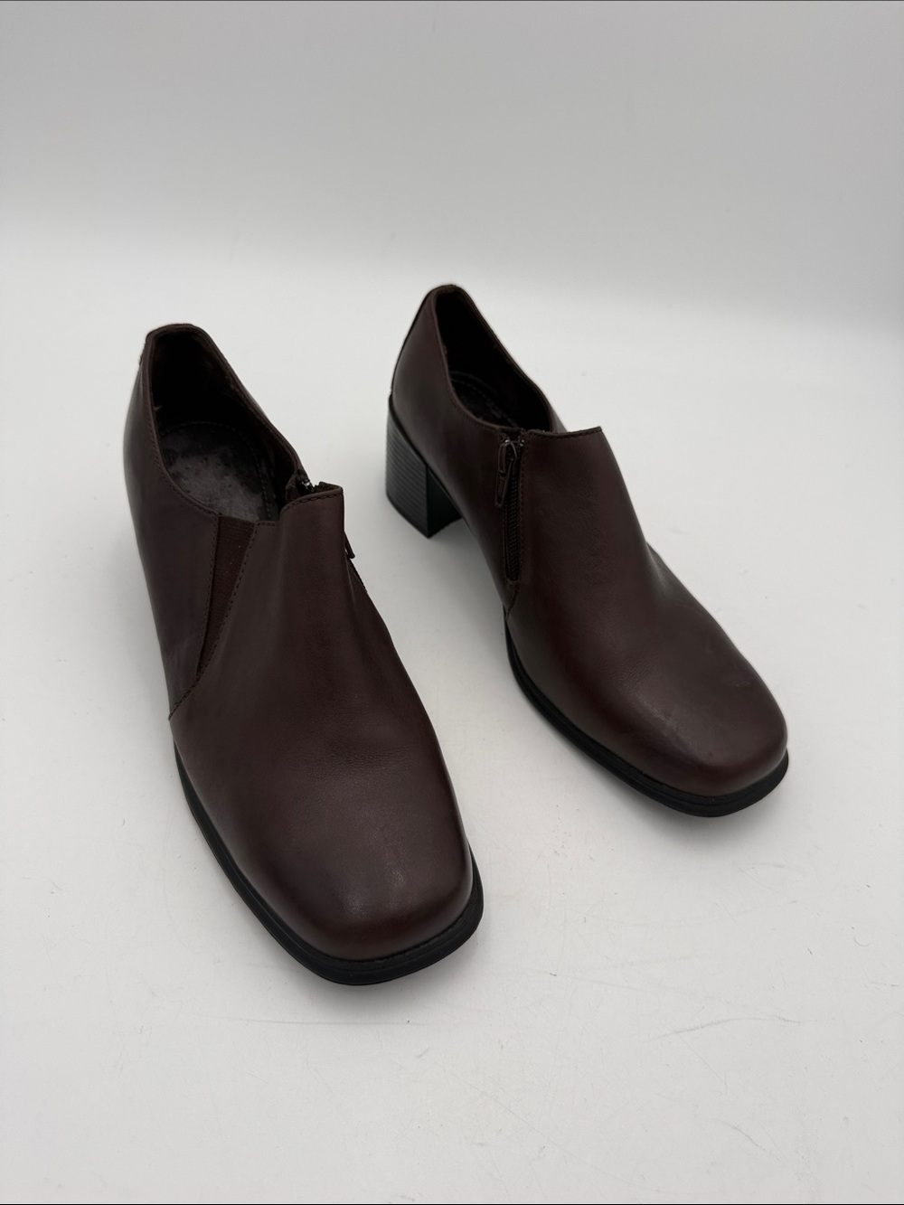 Vintage Women Heeled Slip-On Bootie iDark Brown 10W retro Y2K grunge goth fall
